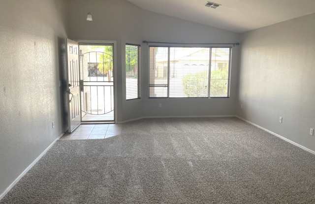197 W Del Rio Street Gallery 4