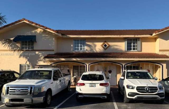 10017 W Okeechobee Rd photos photos