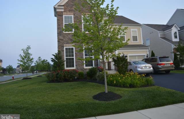 42657 WILLOW BEND DRIVE - 42657 Willow Bend Drive, Brambleton, VA 20148