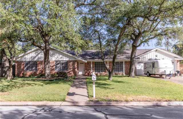 1003 Pershing Drive - 1003 Pershing Drive, College Station, TX 77840
