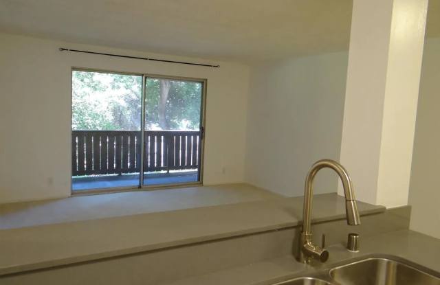 1321 Webster St Apt D109 photos photos