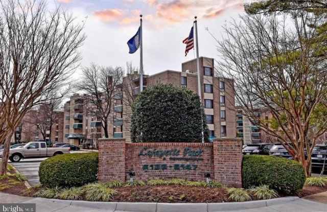 6147 LEESBURG PIKE #406 - 6147 Leesburg Pike, Lake Barcroft, VA 22041
