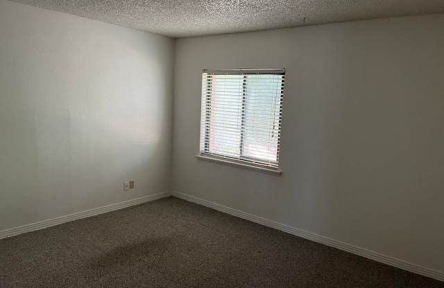 2100 Virginia Drive photos photos