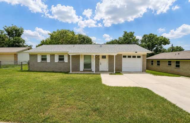 1106 CERRO ALTO DR Gallery 1