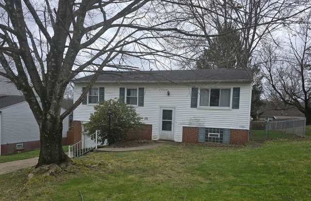 3 Bedroom Split Entry - Gateway School District photos photos