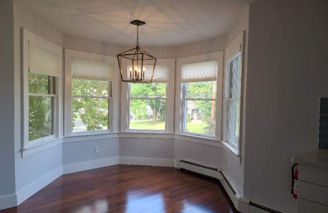 99 Central Ave 2 Gallery 2