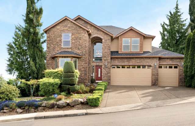Panoramic Lacamas Lake Views in the Heart of Camas photos photos