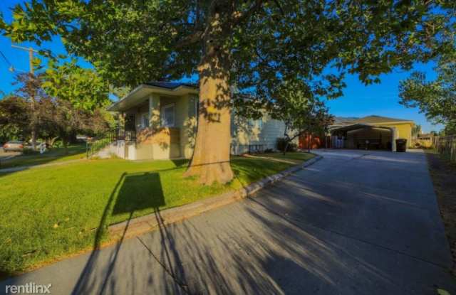 699 W 300 N Gallery 2
