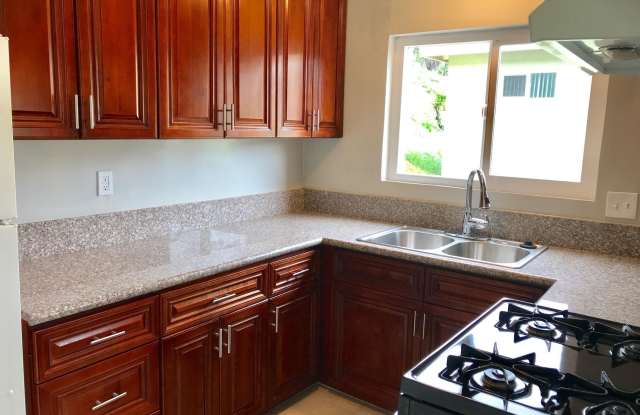 1541 College View Drive Gallery 3