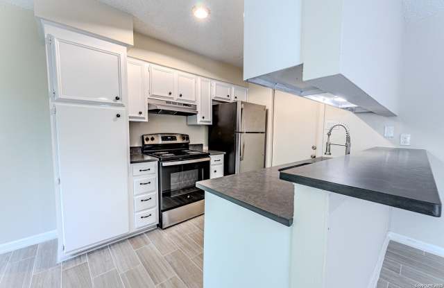 6913 Forest Meadow photos photos