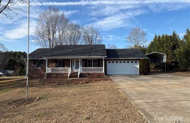 401 Miller Farm Road - 401 Miller Farm Road, Iredell County, NC 28625 401 Miller Farm Road - 401 Miller Farm Road, Iredell County, NC 28625