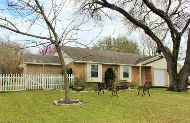317 North Mechanic Street - 1 photos photos