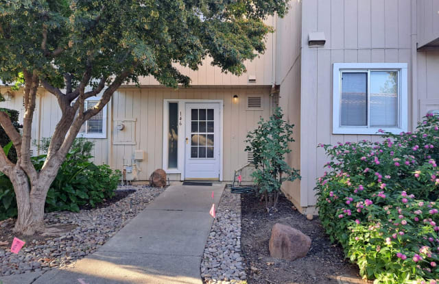 146 Arcadia Dr. - 146 Arcadia Drive, Vacaville, CA 95687