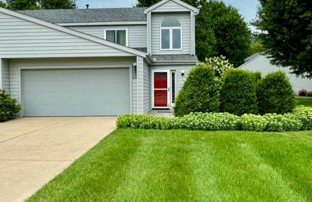 Available for showings now! 6 or 12 month Lease  SW Rochester Townhome 3 large bedrooms, 2.5 baths 2 Car Garage walk in closets 2 private patios. Gallery 1