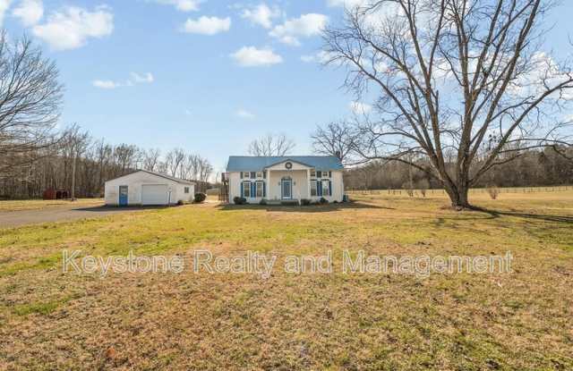 1340 Donelson Parkway photos photos