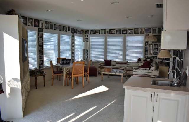 5203 Waterview Dr Gallery 3