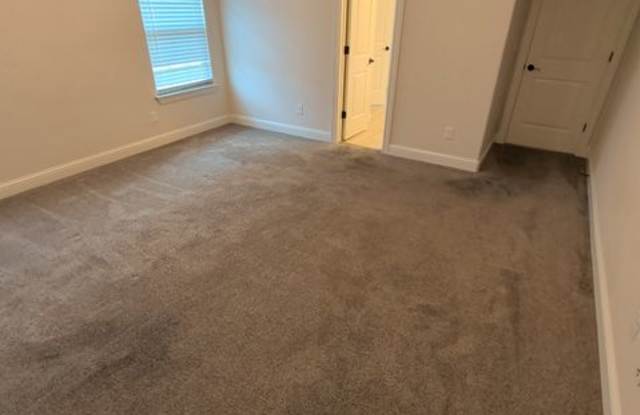 1740 Sunrise Circle Gallery 3