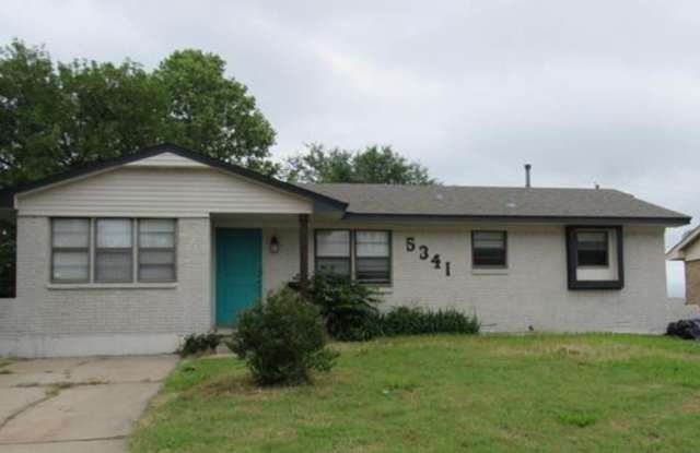 5341 NW Cherry Ave- AVAILABLE NOW! - 5341 Northwest Cherry Avenue, Lawton, OK 73505