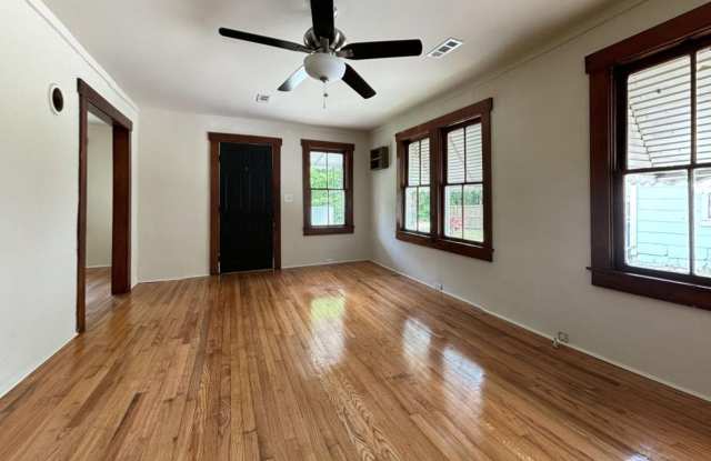 3 bedroom / 1 bath ~ Renovated Home photos photos
