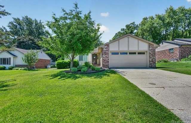 2370 Norton Road photos photos