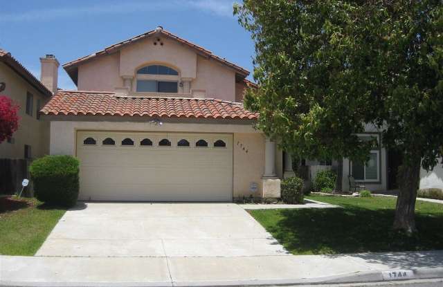 1744 Via Allena - 1744 via Allena, Oceanside, CA 92056