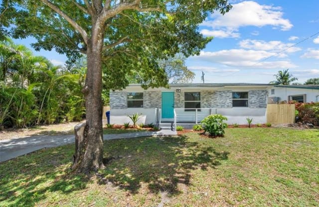 7121 Charleston Street - 7121 Charleston Street, Hollywood, FL 33024