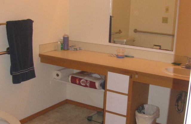 Fairwood Court Apartments photos photos