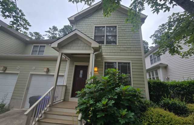 Stylish 3BR, 3BA Townhouse – Prime Location Near Durham  Chapel Hill! photos photos
