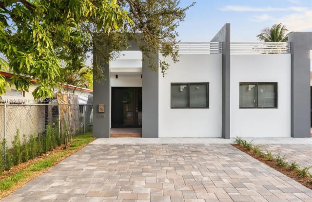 1218 NE 112th St - 1218 NE 112th St, Miami-Dade County, FL 33161