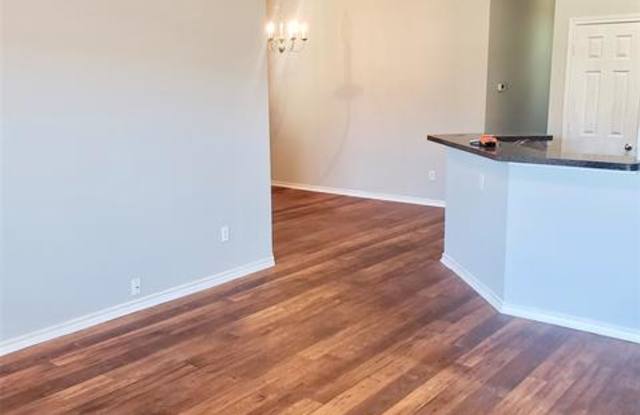 936 Walnut Street Gallery 3