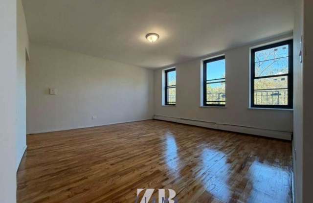 148 Parkside Avenue Gallery 2