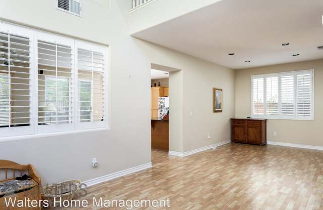 13843 Fontanelle Place Gallery 2