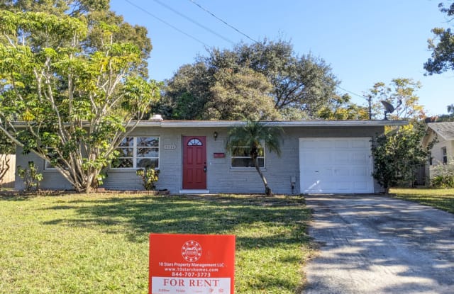 9330 52 way n - 9330 52nd Way, Pinellas Park, FL 33782
