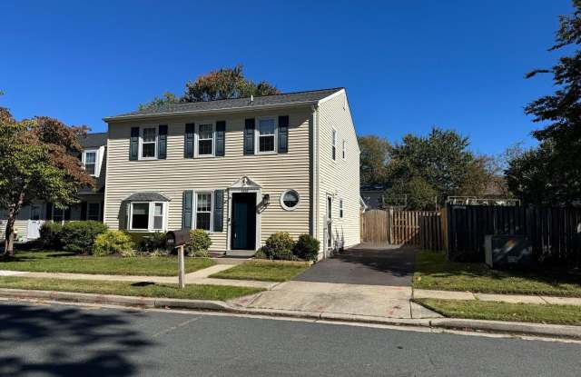 2320 WEYMOUTH Lane Gallery 1