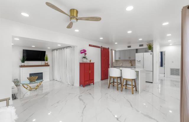 201 NE 28th Court - 201 Northeast 28th Court, Boynton Beach, FL 33435