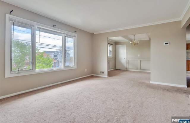 376 Harrison Avenue FLOOR 2 photos photos