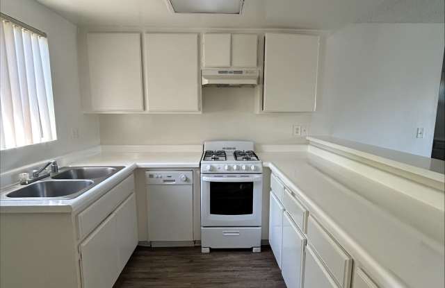 2315 Earl Ave photos photos