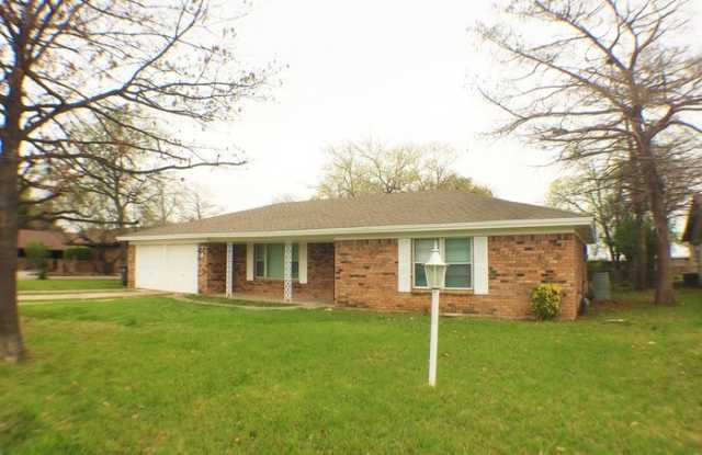 7805 Romney Road Gallery 3