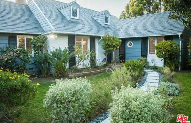 247 North KENTER Avenue Gallery 2