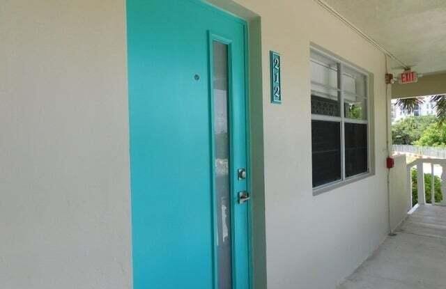 640 SE 2 Avenue - 640 Southeast 2nd Avenue, Boynton Beach, FL 33435