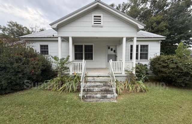 5118 Newton Drive NE Gallery 2