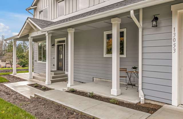Award winning school district! 4 bedroom with RV and boat parking! Gallery 4
