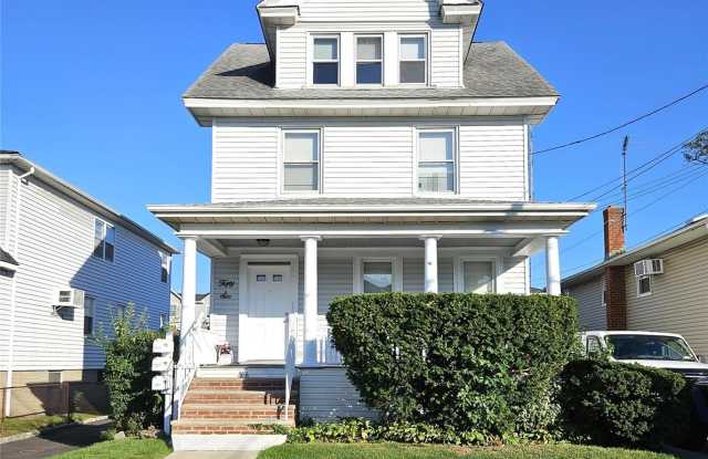 56 4th Avenue photos photos