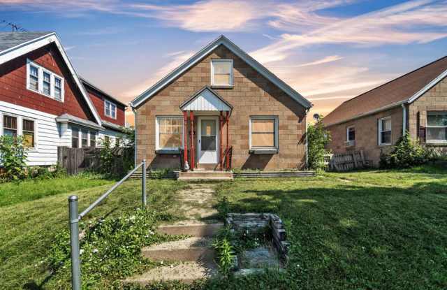 4016 West Orchard Street - 4016 West Orchard Street, Milwaukee, WI 53215 4016 West Orchard Street - 4016 West Orchard Street, Milwaukee, WI 53215
