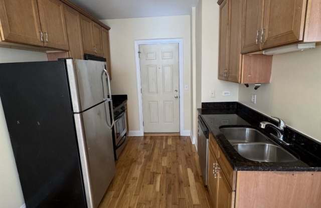 4566 West George St. photos photos