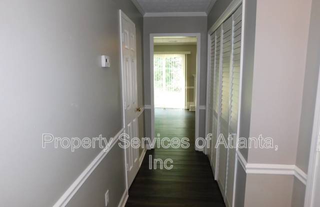 2775 New South Dr Gallery 3