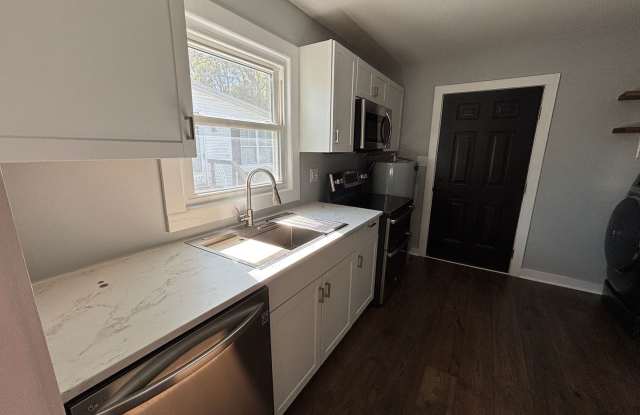 Newly Listed Gallery 4