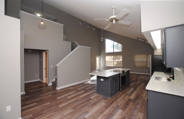 3607 BRIDGEWOOD DR - 3607 Bridgewood Drive, Jacksonville, FL 32277
