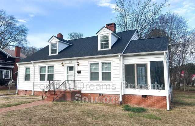 315 S. Third Ave photos photos