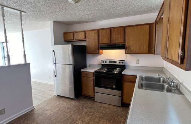 2 Bedroom Duplex in Sumner County! (Left Side) Gallery 4